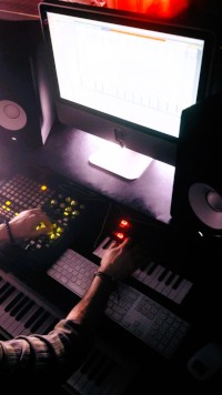 Producteur de musique sur ordinateur